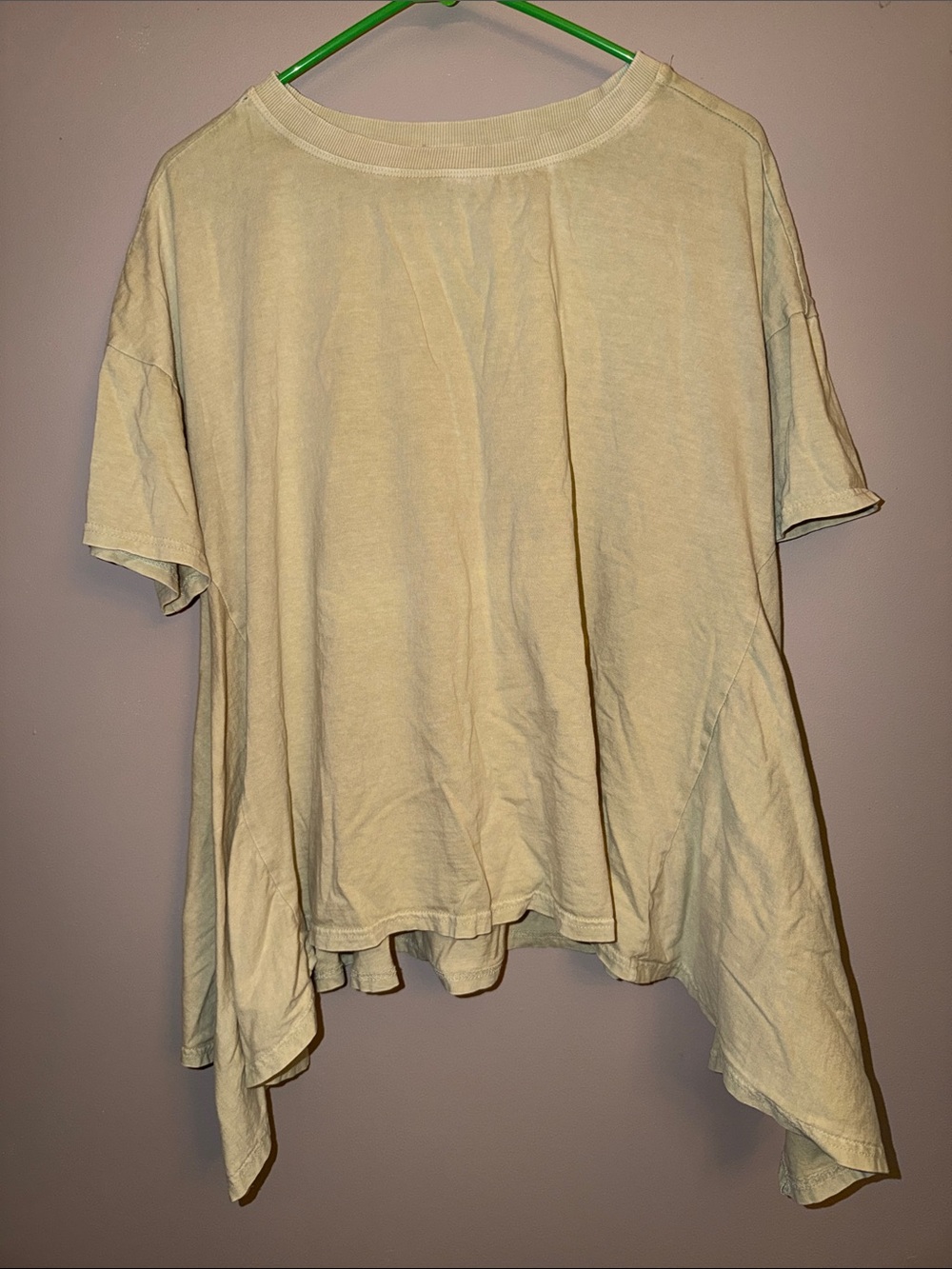 Easel Los Angeles Relaxed Short Sleeve Top in Light Beige